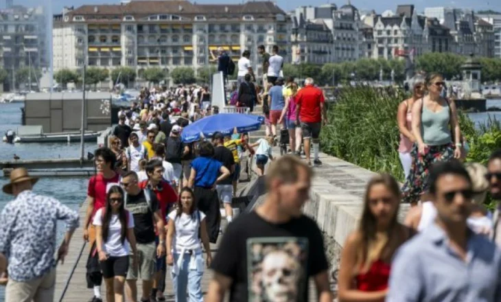 Një numër gjithnjë e në rritje gjermanësh po zhvendosen në Zvicër