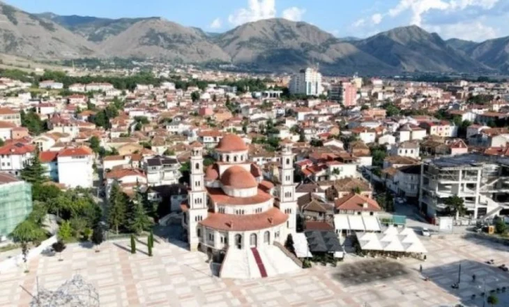 Një turist grek ndërron jetë në një dhomë hoteli në Korçë