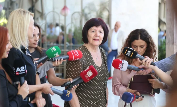 “Njeri i heshtur dhe këmbëngulës”, Marjeta Larja në homazhet për Dhimitër Anagnostin: Kishte një pasion të veçantë