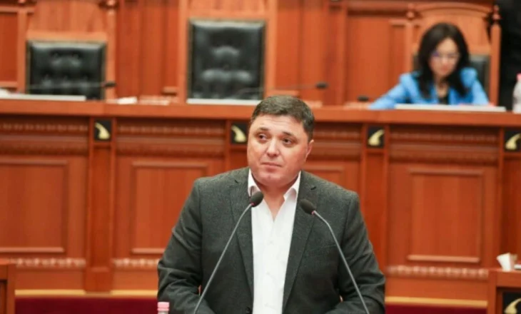 Nuk arriti të siguronte karrigen në Kuvend, ish-deputet i PD i bashkohet ekipit të Presidentes Osmani! Ja pozicioni që do të ketë