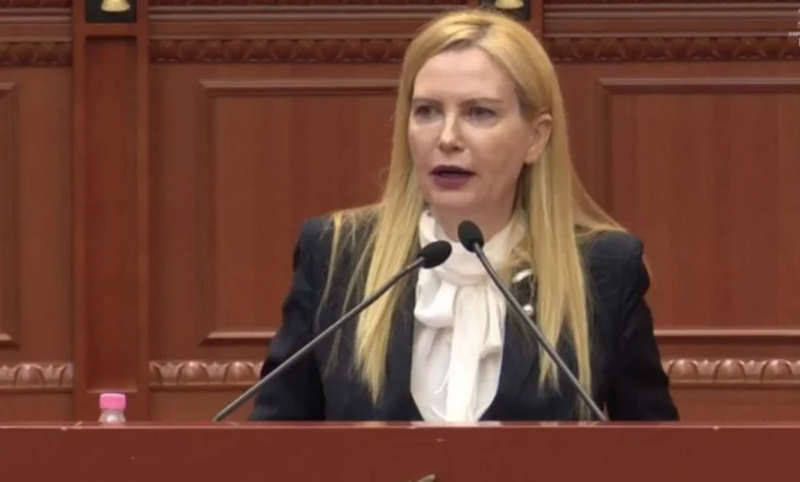 “Nuk jam deputete e PD-së”, reagon Mesila Doda: S’u konsultova për grupet, do vazhdoj kauzat e PDIU