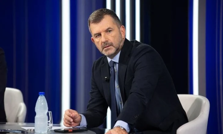 “Nuk ka zgjedhje, o njerëz! Duhet t’i thërrisni mendjes!”, Andi Bushati kundër pjesëmarrjes së opozitës në zgjedhjet e Tiranës