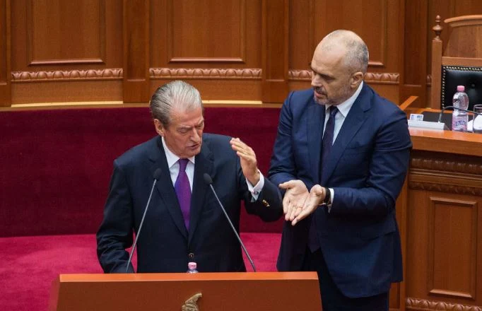 Opozitës i pëlqen dhunimi!