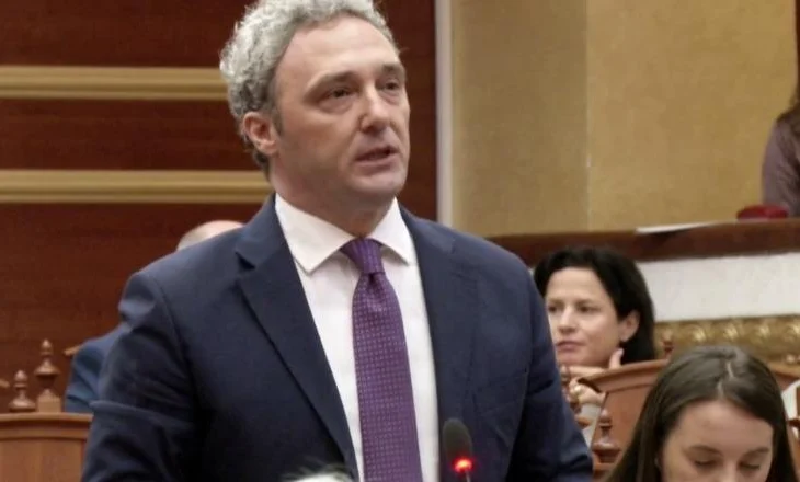 ‘Opozitës iu hoq e drejta për të shprehur shqetësimet’, Spahia në Kuvend: S’mund të fshihemi pas kleçkave ligjore