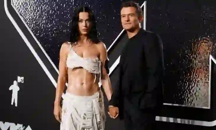 Orlando Bloom thyen heshtjen për ndarjen nga Katy Perry
