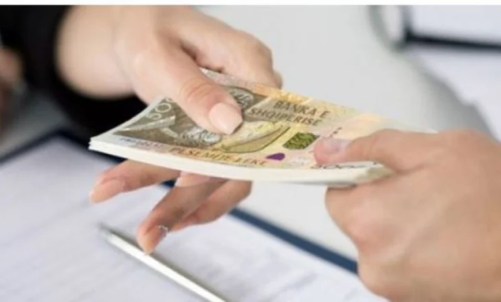 Paga reale bruto vlen sot 130 euro më pak se në 2020-n! Zhvlerësimi nga rritja e çmimeve