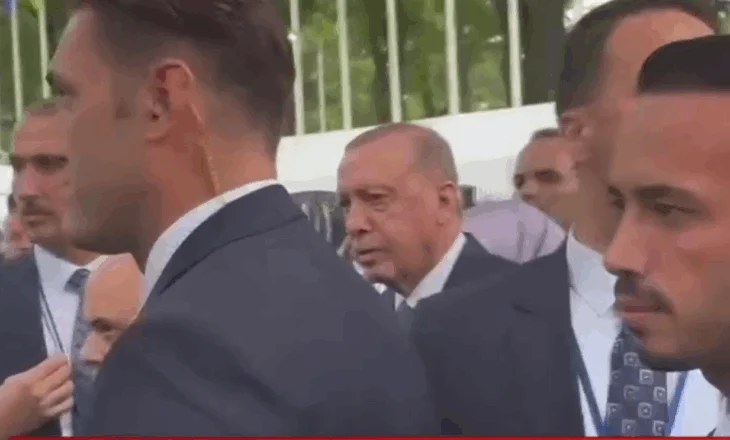 Pas Macronit, edhe Erdogani “viktimë” e eskortës së Trump, por presidenti turk reagoi ndryshe
