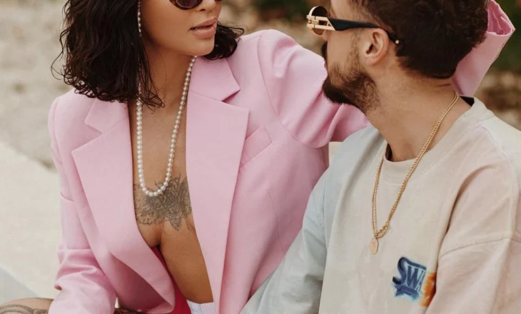 Pas romancës me Dafinën, DJ Geek zyrtarizon lidhjen e re