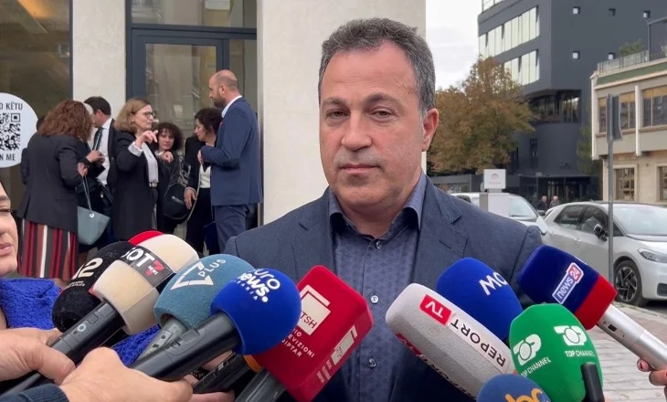 “Peleshi shkeli Kushtetutën”, PD depoziton kërkesën për shkarkimin e kreut të Kuvendit