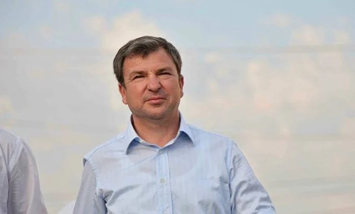 Përfundon dënimi, Vangjush Dako lë qelinë e burgut të Durrësit