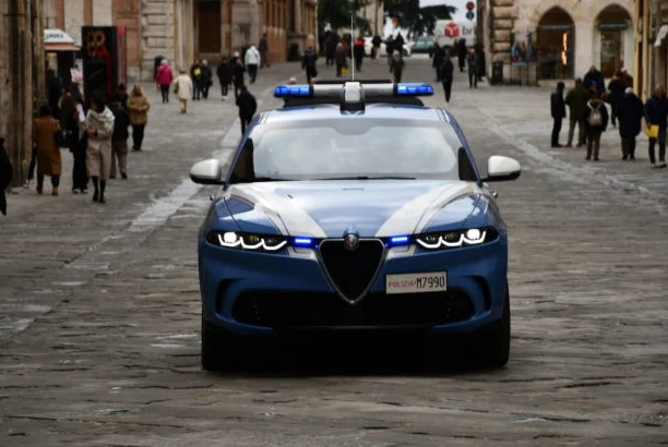 Përndiqte dhe kërcënonte ish-partneren, arrestohet 42-vjeçari shqiptar në Itali