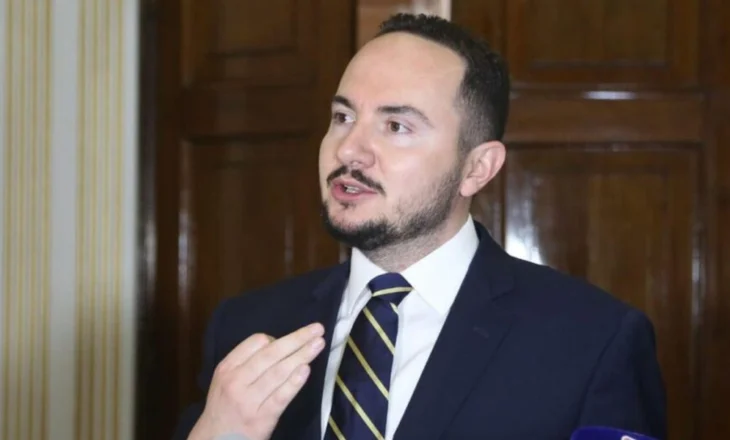 Plan për drejtimin e PD? Ervin Salianji: Jam në takim me demokratët, po diskutojmë