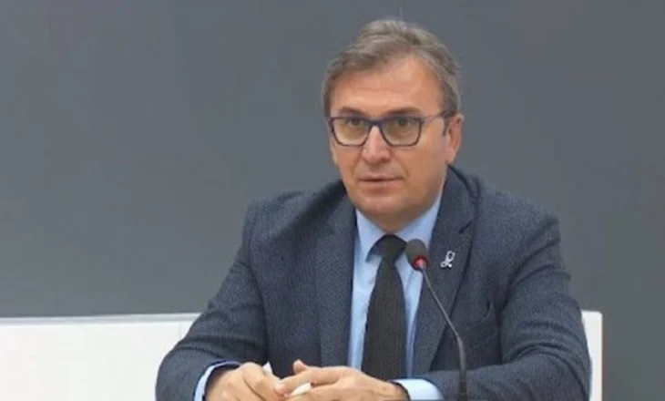 “Po qarkullon një nëntip i ri”, shefi i Urgjencës bën paralajmërimin: Gripi i këtij viti do të jetë më agresiv