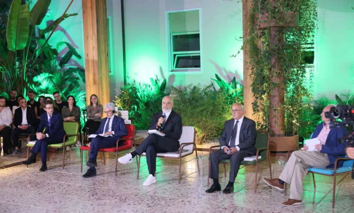 Prezantohet “Lidership” i Kisinger, një prej mendjeve botërore mbi artin e udhëheqjes