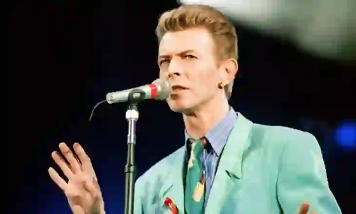 Projekti i fundit sekret i David Bowie-t zbulohet i mbyllur në studion e tij