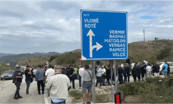 Protestë për rrugët në Vlorë, banorët e gjashtë fshatrave bllokuan sërish aksion kombëtar