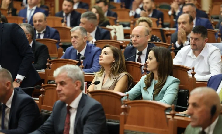 PS kërkon ngritjen e 11 Komisioneve Parlamentare, opozita kundër: Nga 3 komisione që drejtonim, na lanë 1 e gjysmë