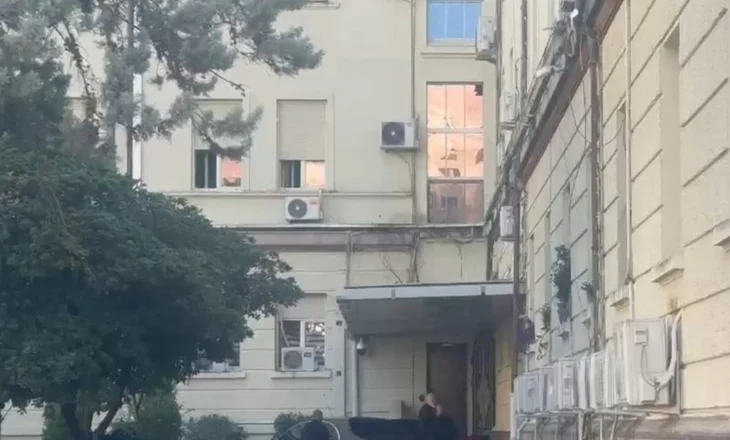 PS mbledh grupin parlamentar, Rama i pranishëm, cili do të jetë fokusi i diskutimeve