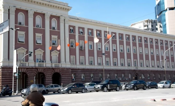 PS ndan deputetët në komisione, Balla: Mos mungoni në mbledhje