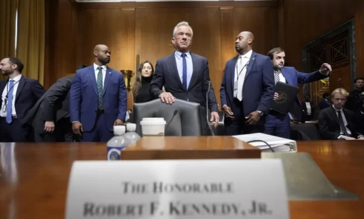 Pse bota po e ndjek me vëmendje përplasjen e Kennedy me agjencinë amerikane të shëndetit