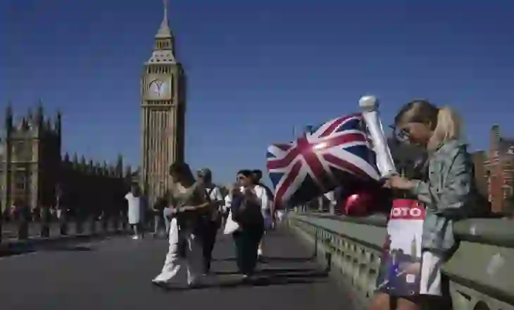 Qeveria e Britanisë së Madhe pritet të aplikojë letërnjoftimet digjitale, preken edhe shqiptarët