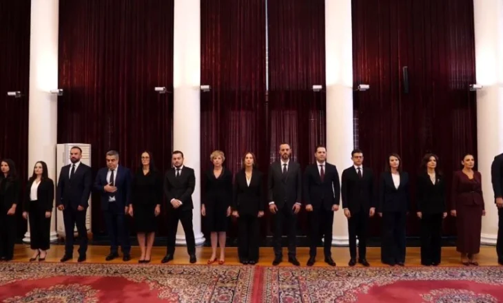 Qeveria “Rama 4”, Kryeministri dhe ministrat në Presidencë për të bërë betimin