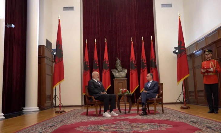“Rama 4”/ Qeveria për në BE, kryeministri dërgon në Presidencë kabinetin e ri që synon anëtarësimin brenda 2030-ës