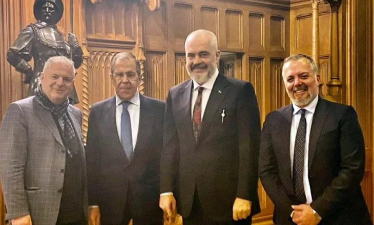 Rama lojtar i rusëve, ja si bashkëpunoi me Lavrovin dhe Vuçiç për të realizuar procesin e “Ballkanit të Hapur” si…