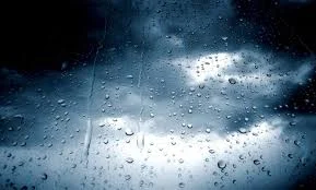 Reshje shiu, dhe ulje temperaturash?/ Ja si parashikohet moti për ditën e nesërme