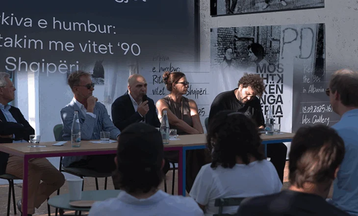 Rikthim në vitet ’90- Çelet në Tiranë ekspozita: Mos kthe kokën nga shtëpia që digjet!