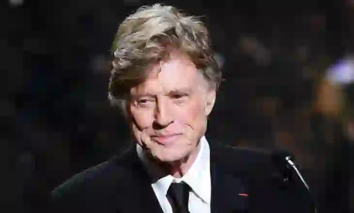 Robert Redford: Pas shkëlqimit të Hollivudit, një jetë e mbushur me dhimbje, humbja e nënës dhe vdekja e dy djemve