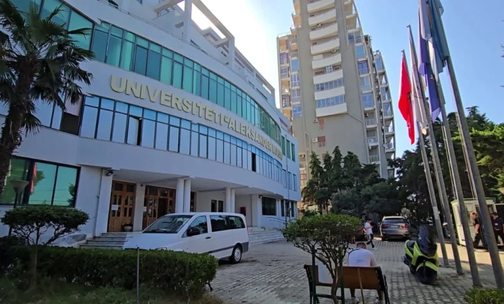 Rritet numri i studentëve në Durrës, regjistrohen në arsimin e lartë 1296 studentë, bashkëpunim me “La Sapienza” në Romë