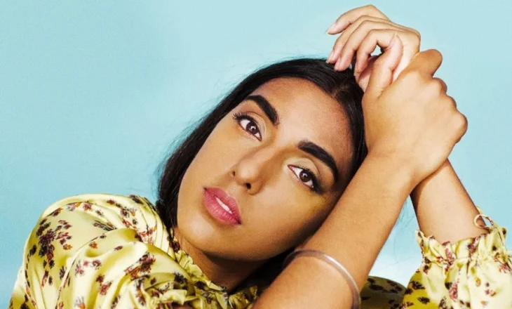 Rupi Kaur: Ky tërbim është e vetmja gjë që kam trashëguar nga im atë