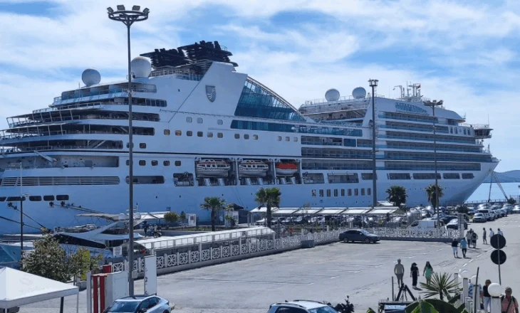 Saranda edhe në vjeshtë destinacion i kroçerave, “Seabourn Encore” sjell 597 turistë