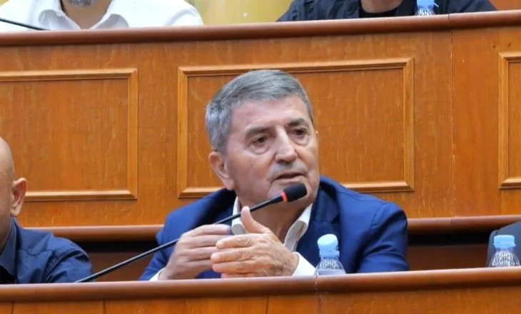 “Seanca e sotme është mbledhje normale”/ Këshilli Bashkiak, flet Luan Bregasi: Nuk po i bëjmë gjyqin Erion Veliajt