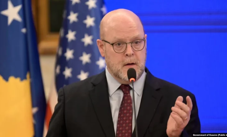 SHBA pezulloi dialogun, ish-ambasadori amerikan në Kosovë: Pakënaqësitë me Kurtin u bënë “kapicë”