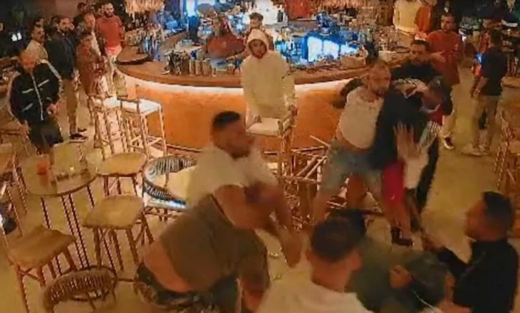 Sherri masiv në Korçë, gjykata lë në burg autorin e plagosjes me thikë! Detyrim paraqitje për personat e tjerë të përfshirë