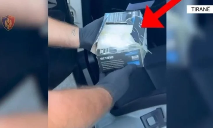 Shiste dhe shpërndante lëndë narkotike/ Bie në prangat e Policisë 22- vjeçari (EMRI)