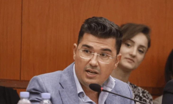 “Shkarkimi i Veliajt, i gabuar”, Topollaj voton kundër: Bëhet për nevoja të Ramës, duan ta eleminojnë politikisht