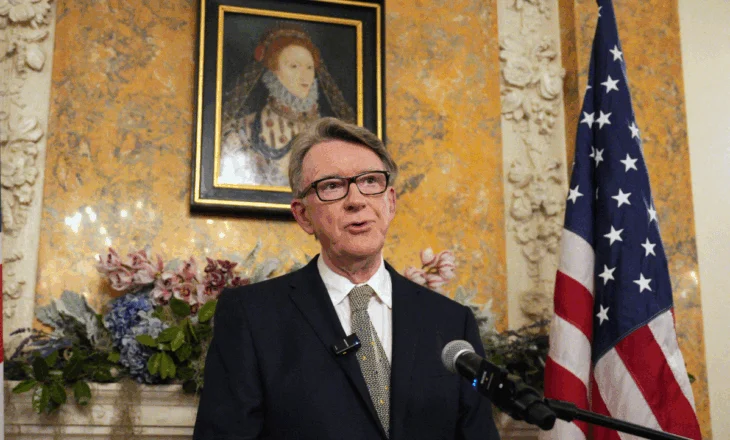 Shkarkohet ambasadori britanik në SHBA