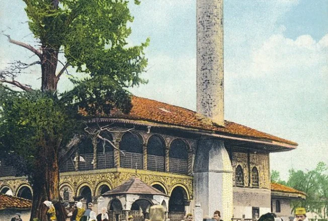 Si dukeshin kartolinat në Shqipërinë e dikurshme (Foto)