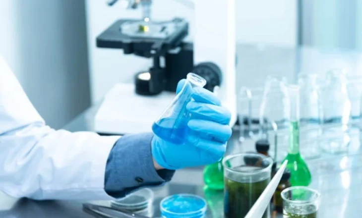 Si një ilaç i lirë nga Kina tronditi tregun global farmaceutik