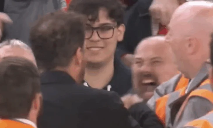Simeone u “kacafyt” me tifozin e Liverpool-it: Më ofendoi gjithë ndeshjen, njeri jam edhe unë (video)