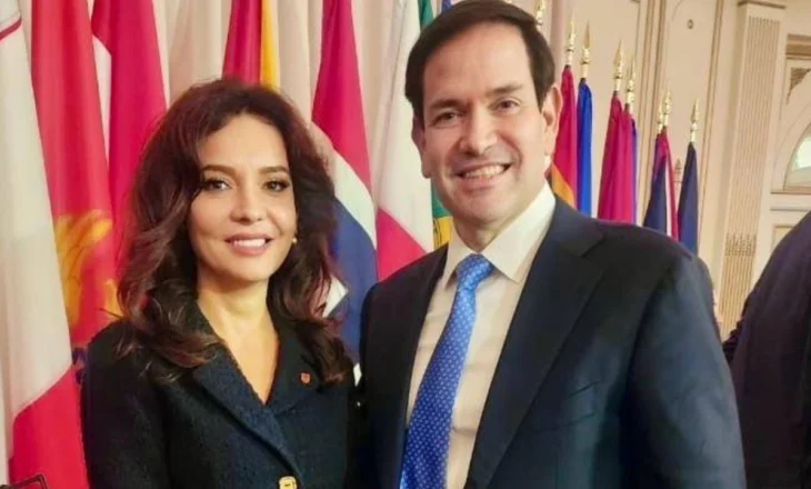 Spiropali në New York, zyrtarja e parë shqiptare që takohet me Sekretarin Amerikan të Shtetit