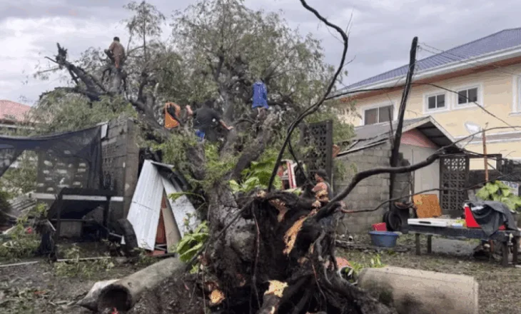 Tajfuni më i rrezikshëm i 2025-ës/ ‘Ragasa’ kërcënon Kinën dhe Hong Kongun, evakuohen mbi 400 mijë persona