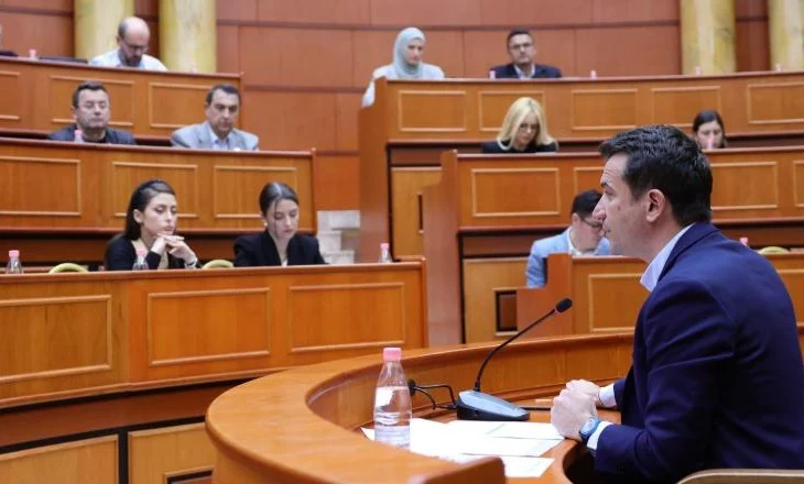 ‘Tërmet’ në PS!/ Shkarkimi i Veliajt në duart e këshilltarëve bashkiakë socialistë, ja çfarë pritet të ndodhë nesër