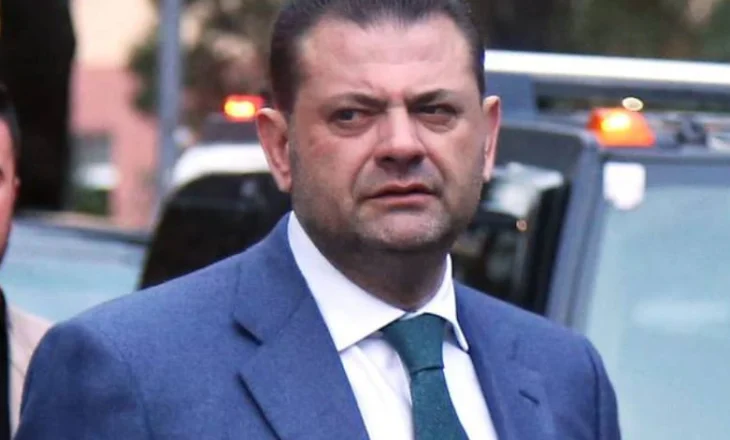 Tom Doshi dhe Sabina Jorgo heqin dorë nga mandati i deputetit, ja kush i zëvendëson
