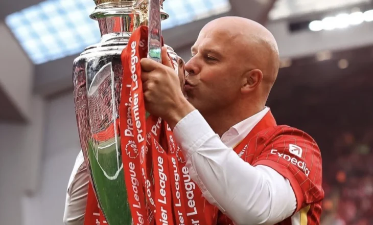 ‘Trajneri i Muajit’/ Arne Slot në Premier League, Gvozdenoviç në Superiore