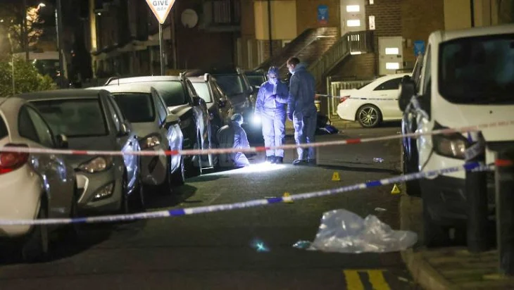 Tronditet Shkodra/ Qëllohet me armë zjarri një person në qendër të qytetit, ja detajet e para rreth ngjarjes