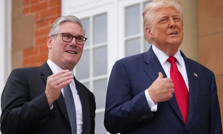 Trump në Britani/ “Më pëlqen kryeministri juaj”, miqësia e papritur mes presidentit amerikan dhe Keir Starmer